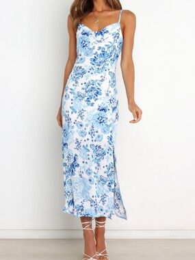 Petal + Pup Yelena Dress Size 2 NEW Blue White Floral Tie Back Front Slit Party